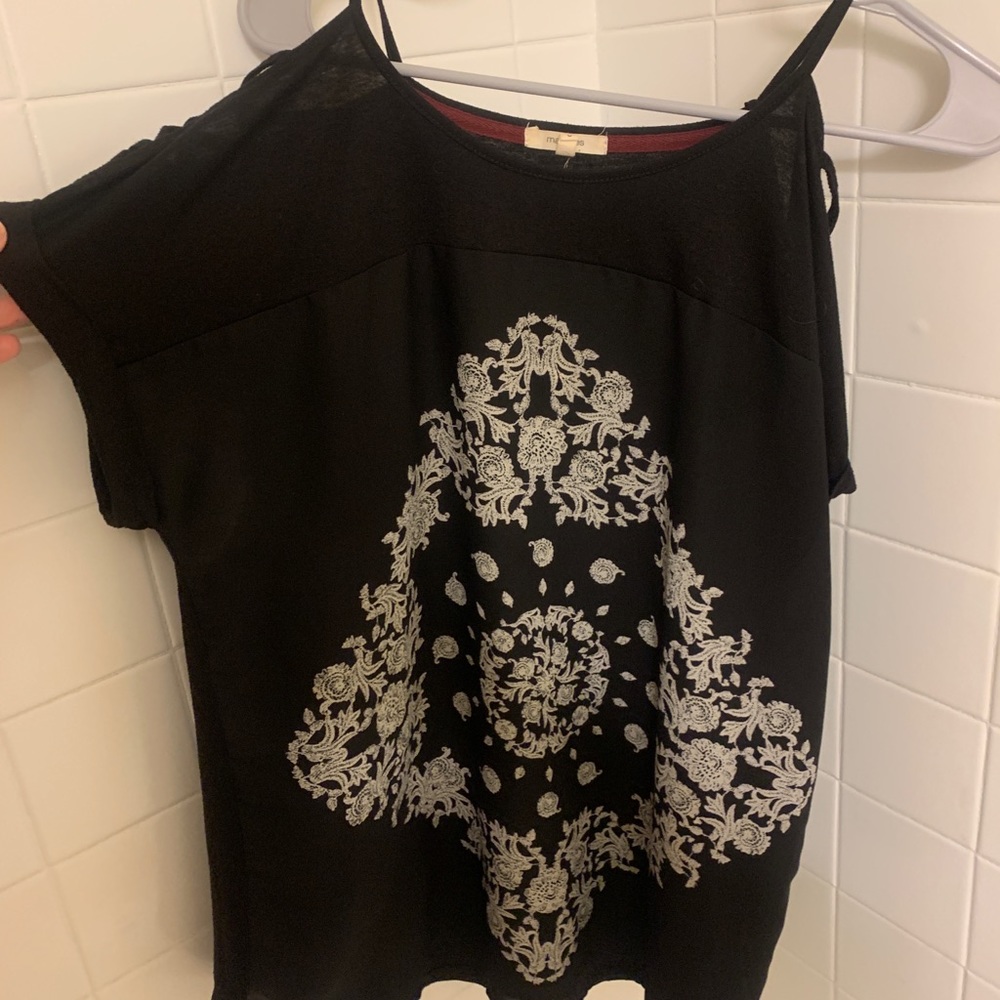Maurice’s top